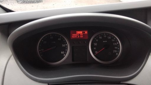 Renault Trafic Passenger L2 H1 2.0 dCI 115 - Expression – 2013 – 102821 km – Diesel – Boîte Manuelle — photo 27