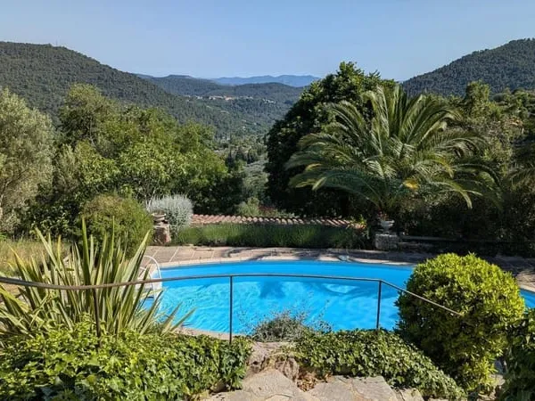 Maison de plain-pied 5 pièces 140 m²