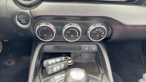 Mazda MX5 2.0 Skyactiv-G 160 - Sport Line – 2017 – 36725 km – Essence – Boîte Manuelle — photo 7