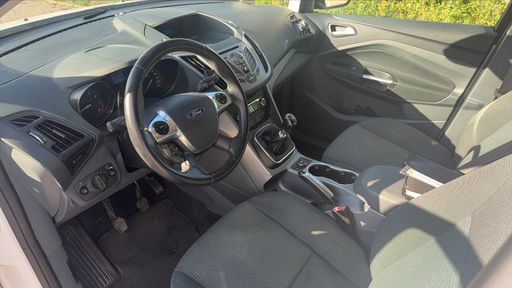 Ford C-max 1.0 EcoBoost 100 - Titanium – 2014 – 141541 km – Essence – Boîte Manuelle — photo 13