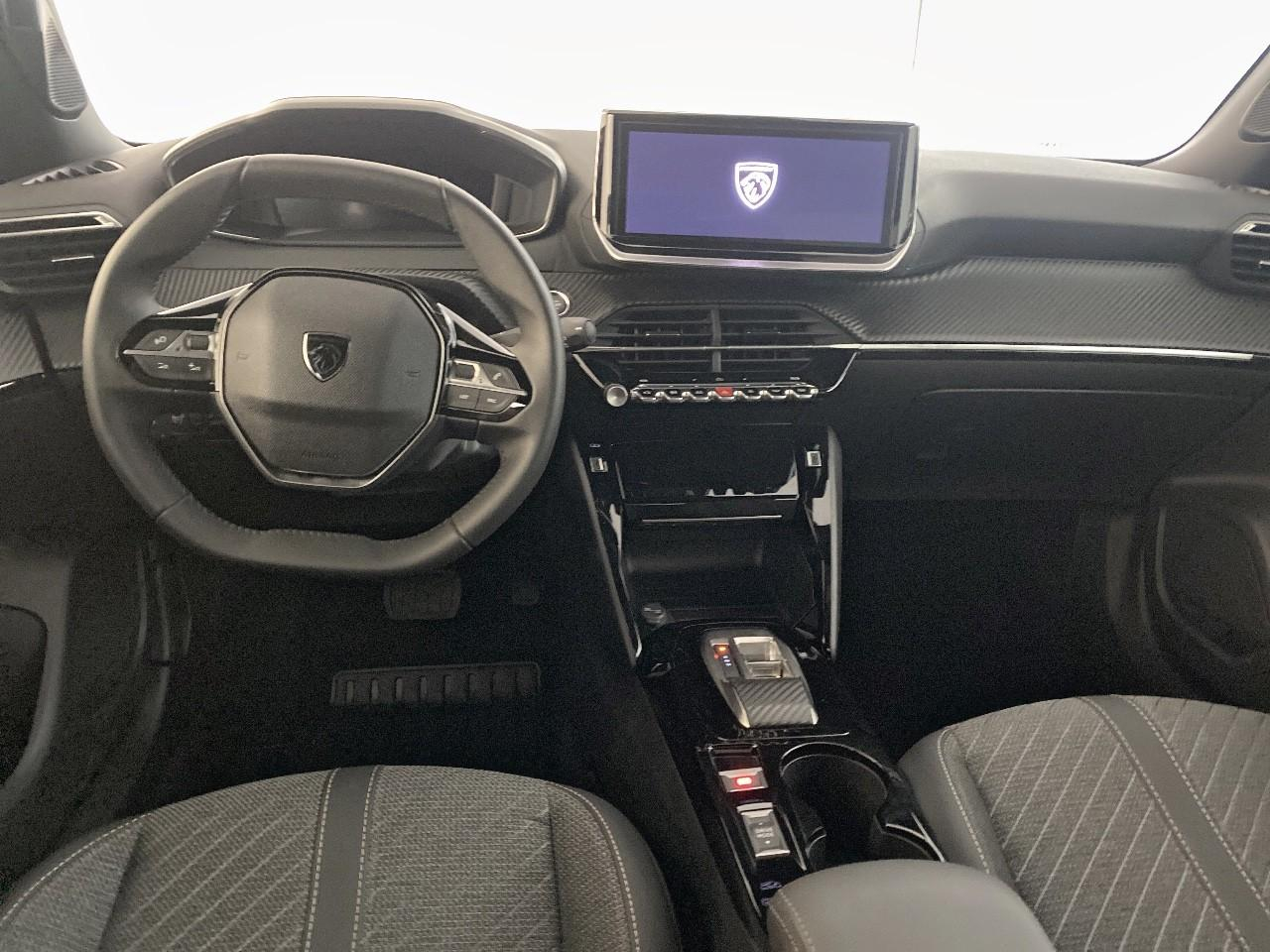 Peugeot 2008 hybrid 145 ch e-dcs6 allure — photo 8