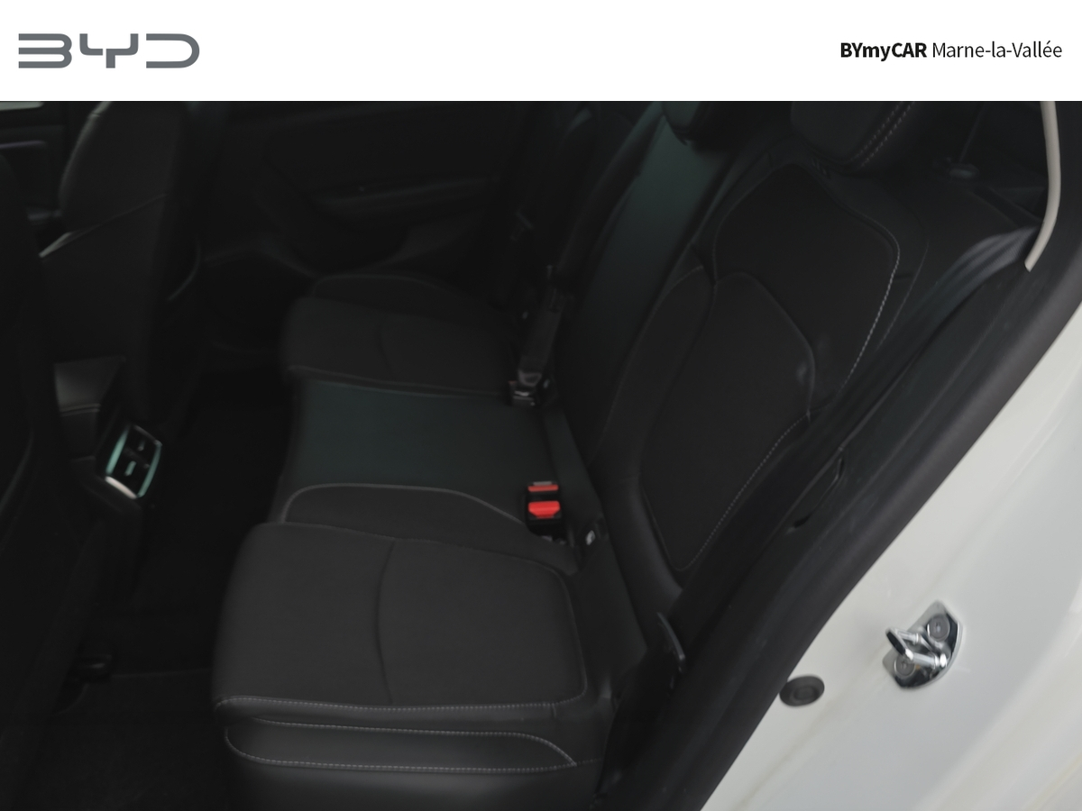 Renault Mégane IV Estate E-TECH Plug-In Hybride 160 — photo 17