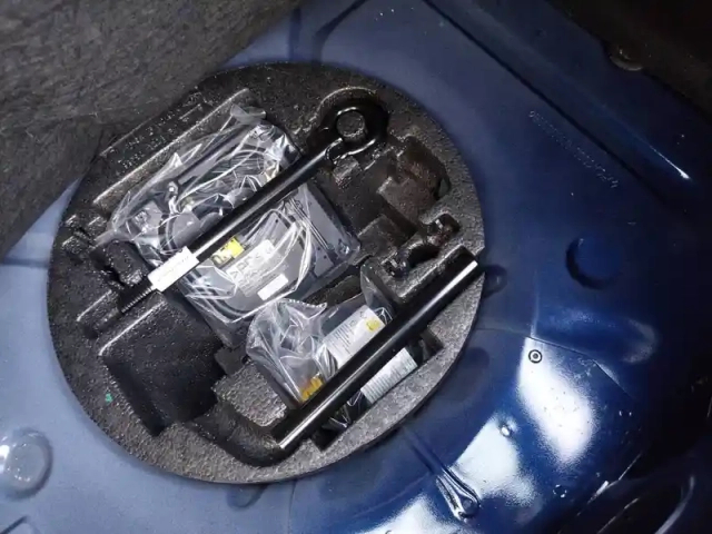 Renault Zoé zoe r110 - 22b — photo 29