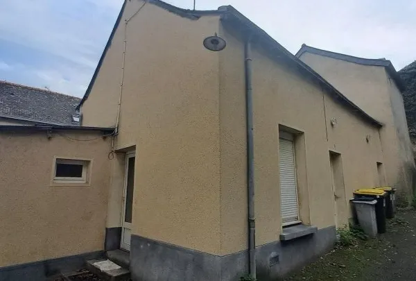 Studio 90 m²
