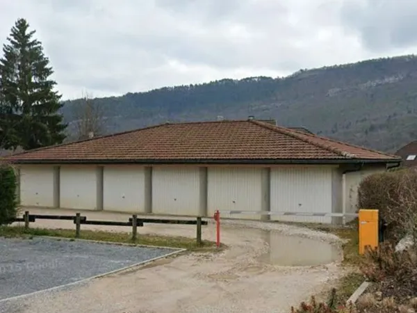 Stationnement Location Annecy   110€