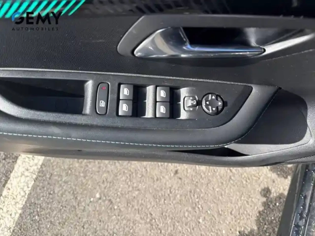Peugeot 208 electrique 50 kwh 136ch — photo 12