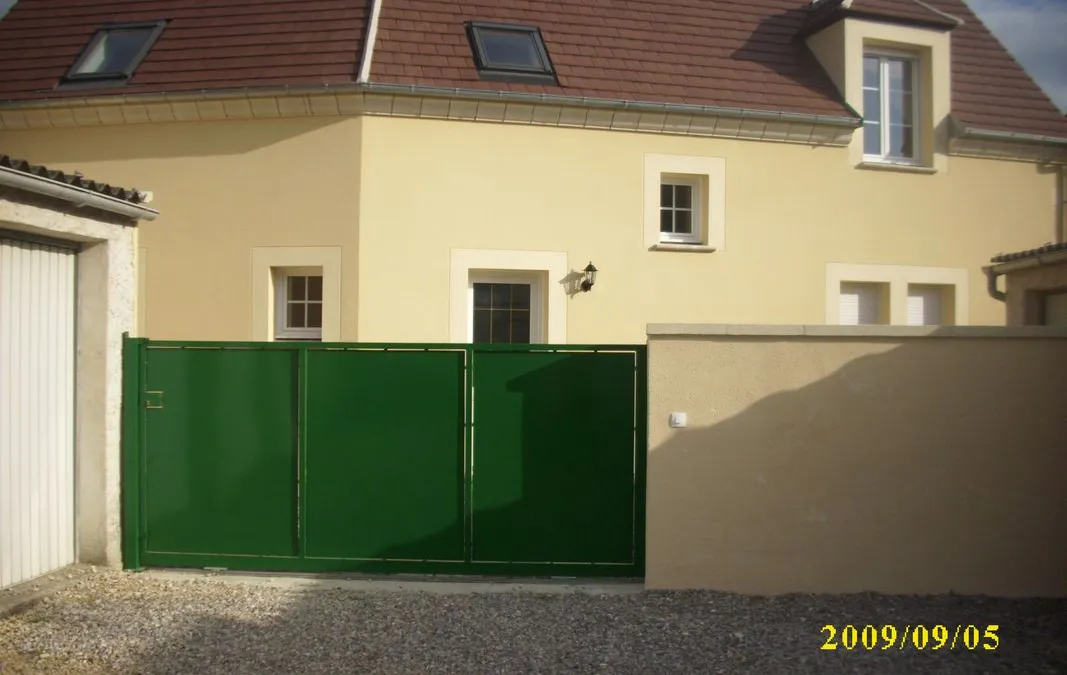Photo 1