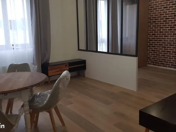 F1 meublé bis chambre cave 40m2