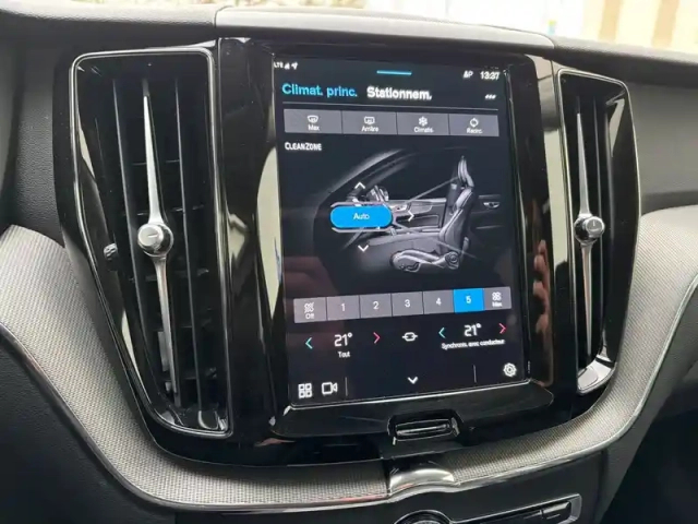 Volvo Xc60 t6 awd hybride rechargeable 253 ch+145 ch geartronic 8 — photo 60