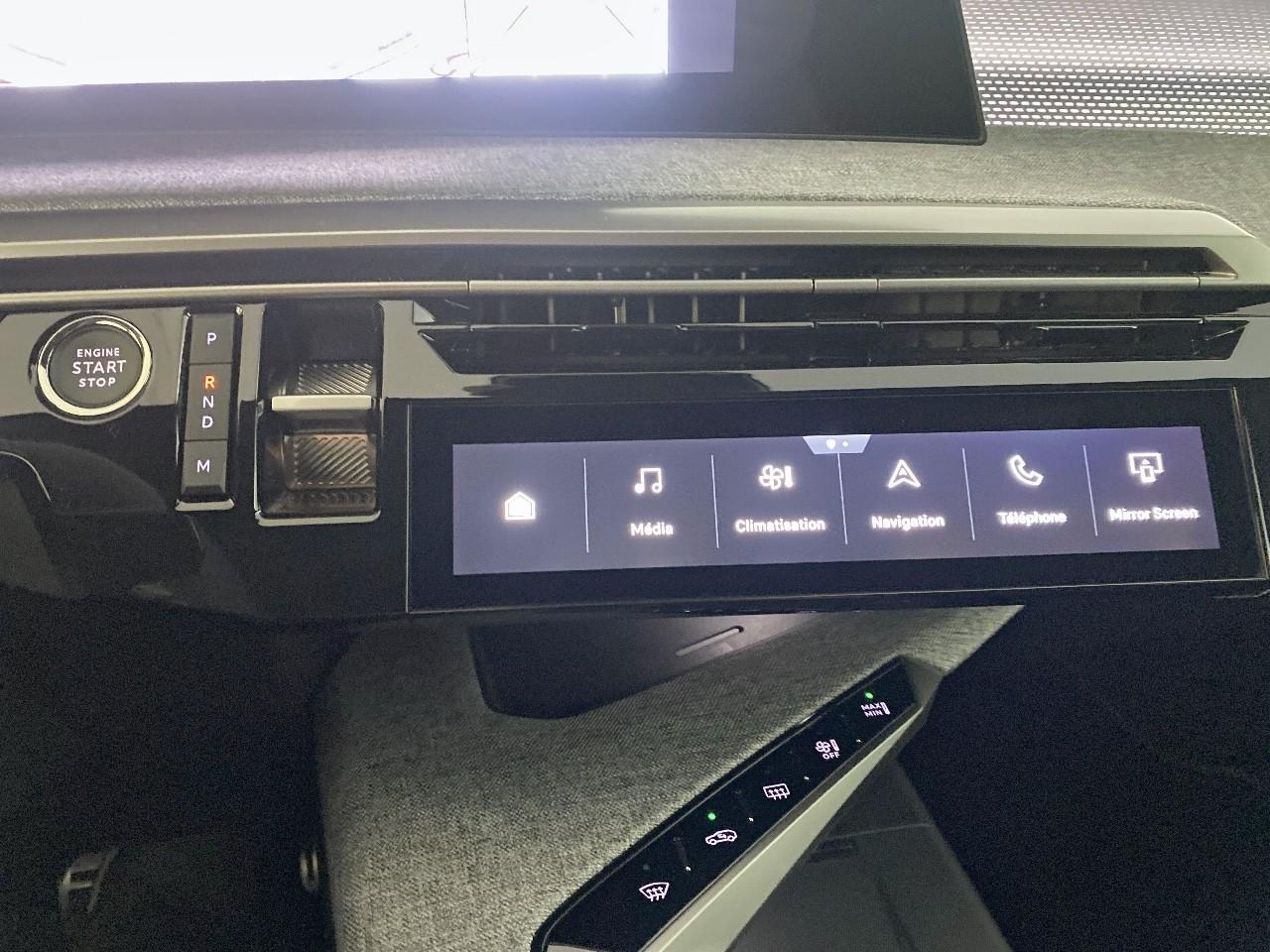 Peugeot 3008 hybrid 145 e-dcs6 gt — photo 17