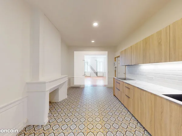 Appartement 2 pièces 63 m²