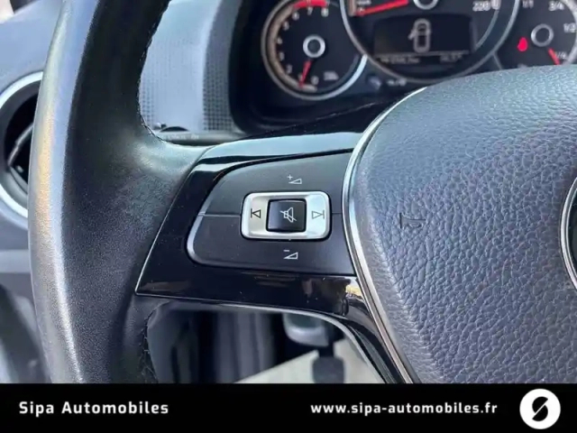 Volkswagen Up 1.0 60 bluemotion technology bvm5 — photo 23