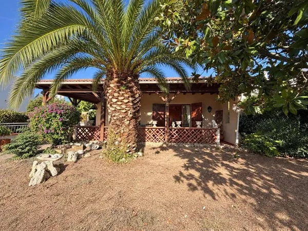 Maison de plain-pied 5 pièces 141 m²