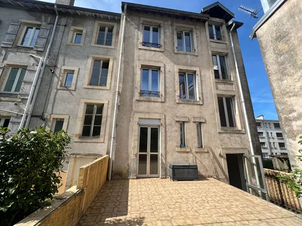 Maison 9 pièces 198 m²