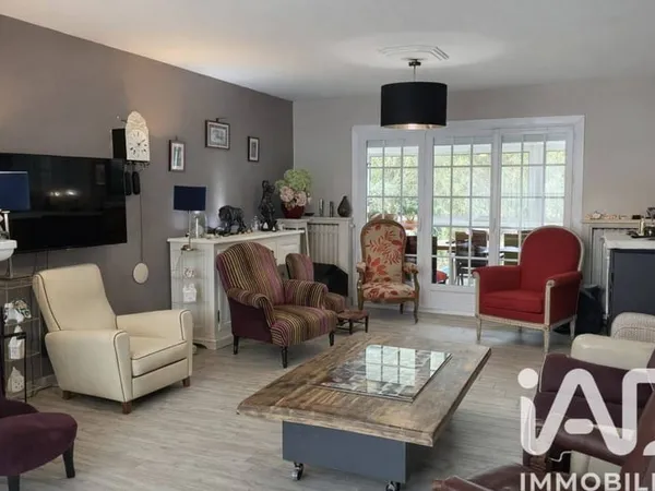 Maison de ville 8 pièces 164 m²