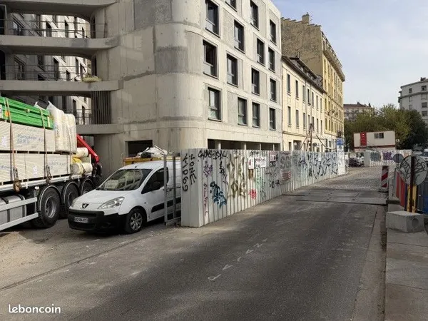 Local commercial 84 m²