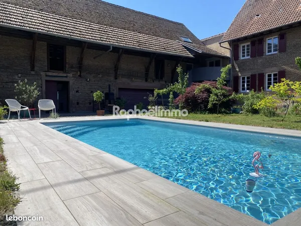 Appartement 6 pièces 220 m²