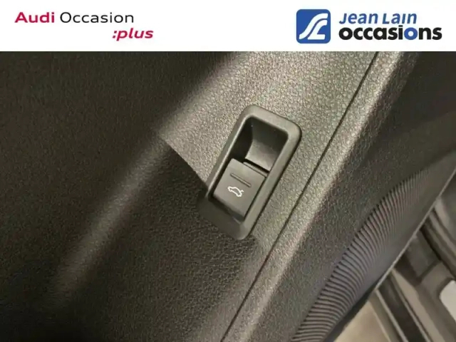 Audi Q3 35 tfsi 150 ch s tronic 7 — photo 20