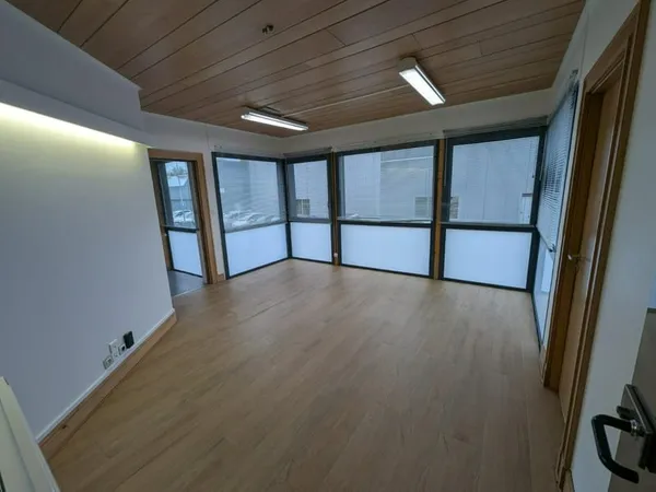 16 m2 de bureaux à St Sylvain