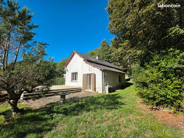 Charmante maison en pierre T4 au bord du Viaur