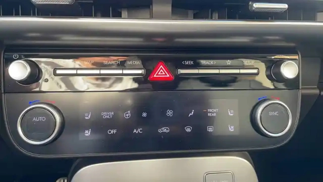 Hyundai Ioniq 9 110 kwh - 307 ch htrac — photo 90