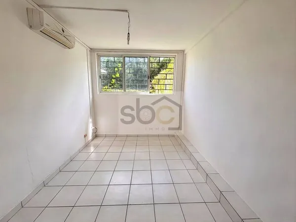 Boutique 28 m²