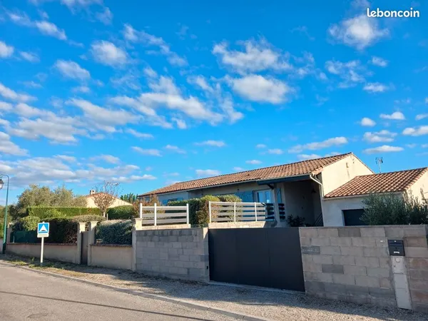 Villa 11300 Malvies