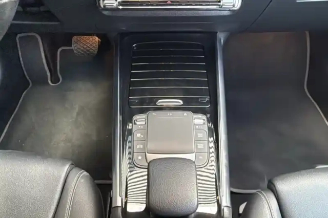 Mercedes Gla 180 7g-dct — photo 99