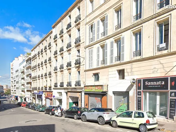 Local commercial à louer - 63 m² - Endoume, Marseille 7e