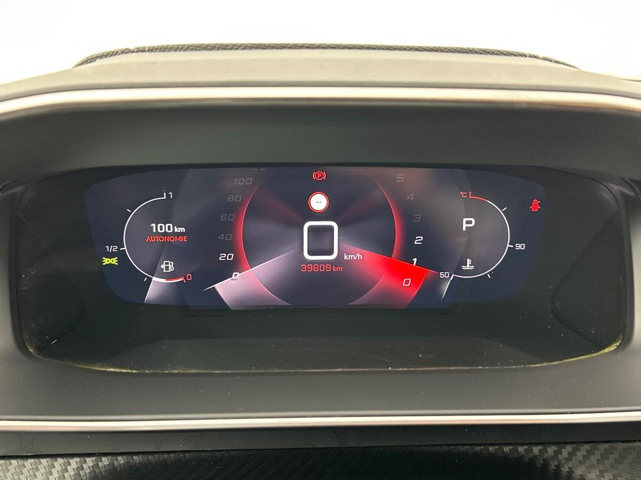 Peugeot 2008 puretech 130 s&s eat8 gt line — photo 21