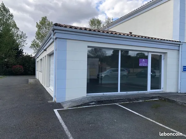 Bureaux 103 m² LE TAILLAN MEDOC