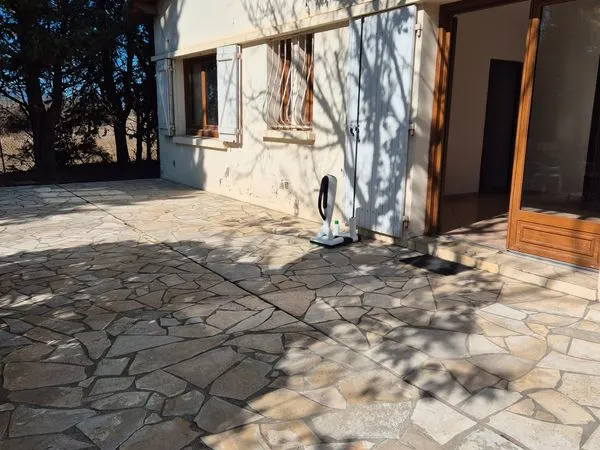 Maison plein de charme , prête a vous accueillir
