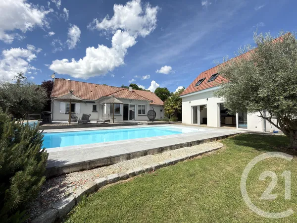 Maison 7 pièces 208 m²