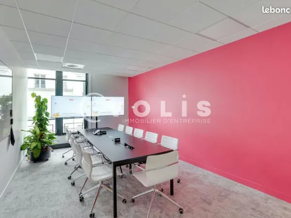 Bureau 274 m²