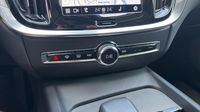 Volvo V60 B4 197ch Ultra Style Dark DCT 7 — photo 26