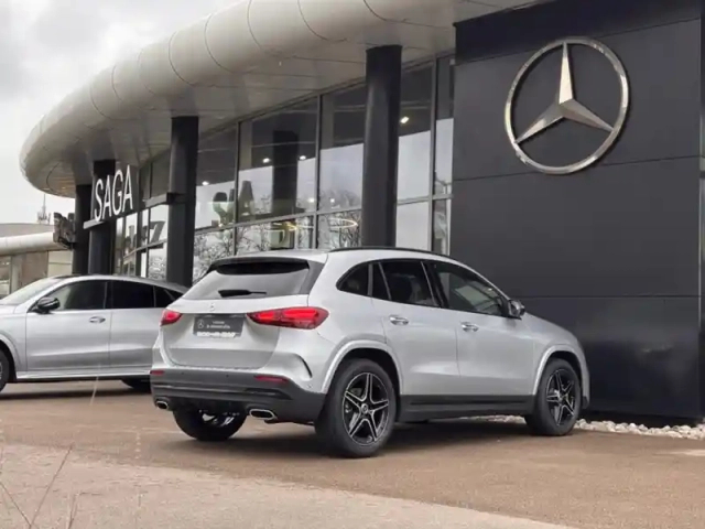 Mercedes Gla 200 d amg line — photo 4
