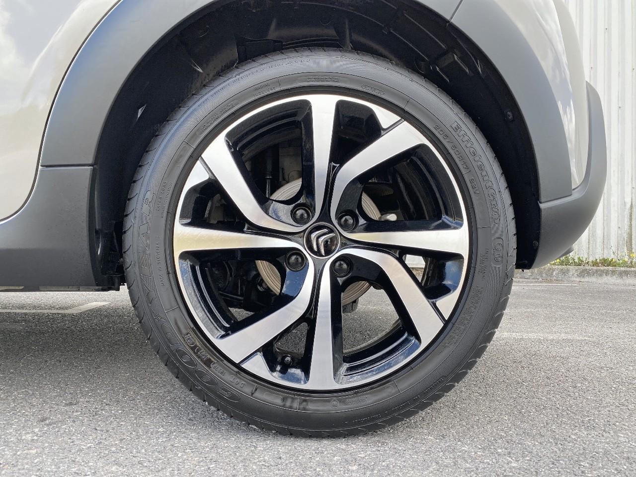 Citroën C3 1.2 puretech 110ch s&s shine pack 121-122g — photo 11