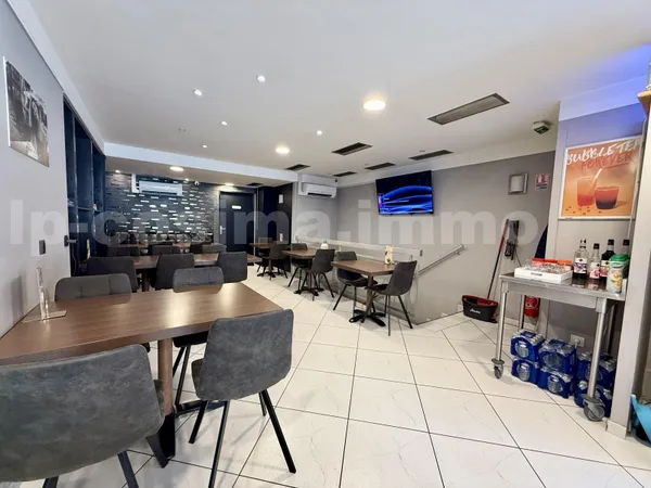 Fonds de commerce 80 m²
