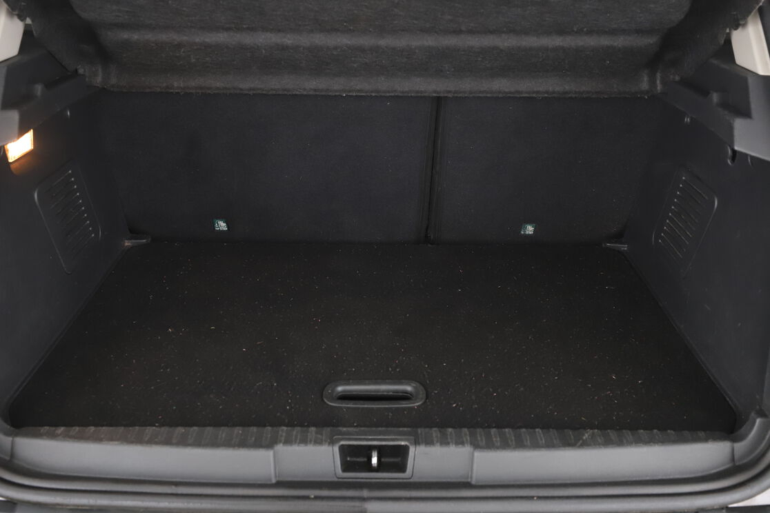 Renault Captur 1.5 dCi Energy Cool Grey Eco2 — photo 16