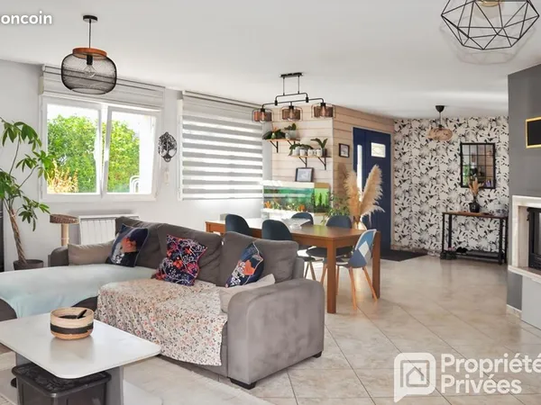 Maison 7 pièces 151 m²