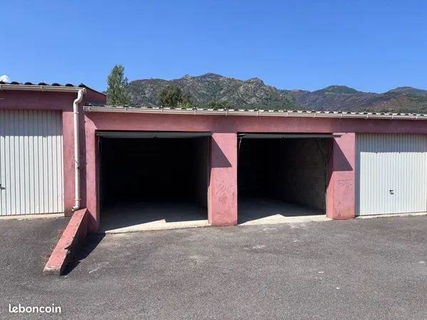 DEUX GARAGES BIGUGLIA à la vente