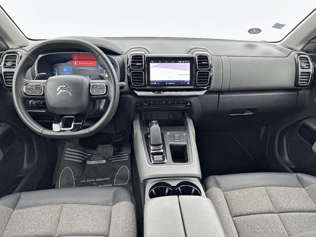 Citroën C5 Aircross hybride rechargeable 225 s&s e-eat8 c-series — photo 11