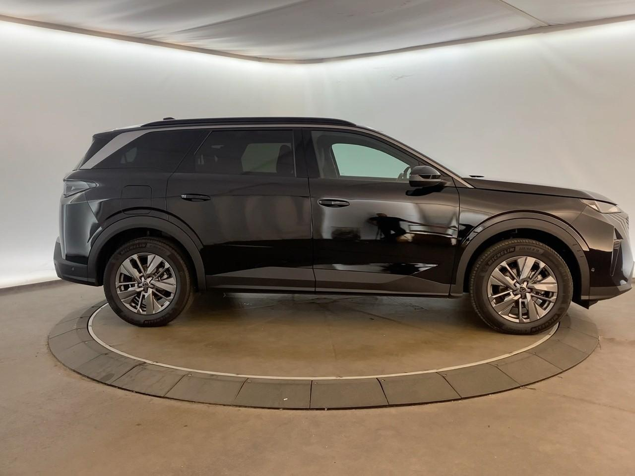 Peugeot 5008 hybrid 145 ch e-dcs6 allure — photo 4
