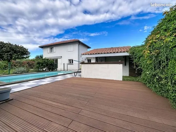 Maison 5 pièces 143 m²