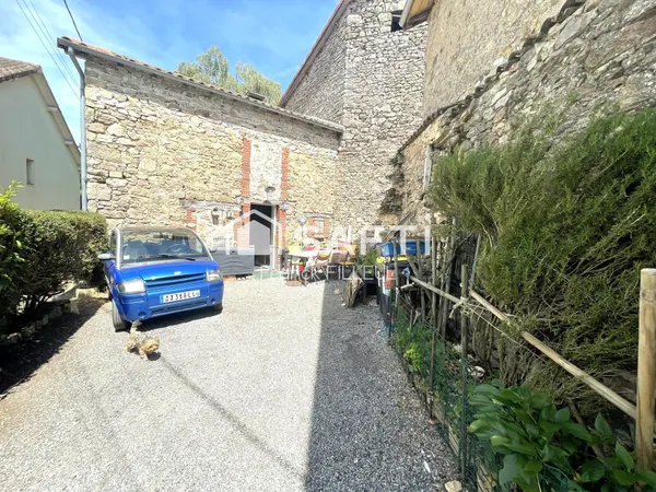 Maison louée à Bosmie l'aiguille