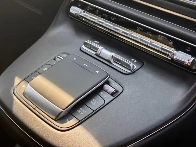 Mercedes Cla v 300 d avantgarde extra long — photo 35