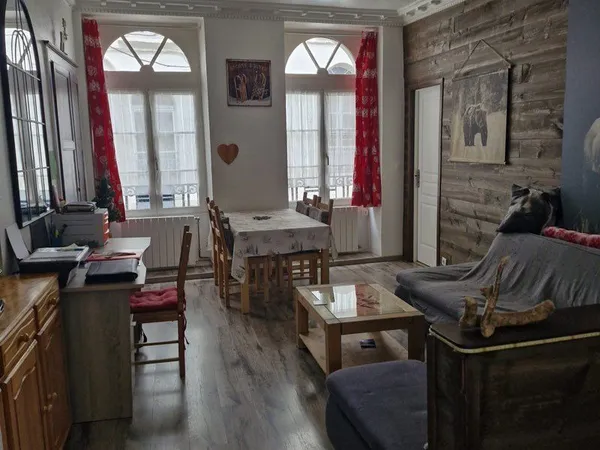 Bel appartement, Rue Victor Hugo - BAGNÈRES DE LUCHON