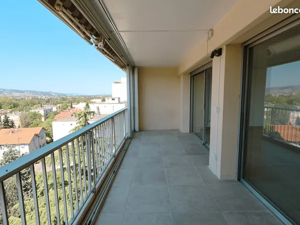 Appartement 3 pièces 110 m²