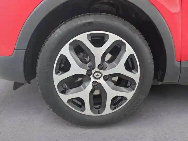 Renault Captur tce 120 energy edc — photo 27