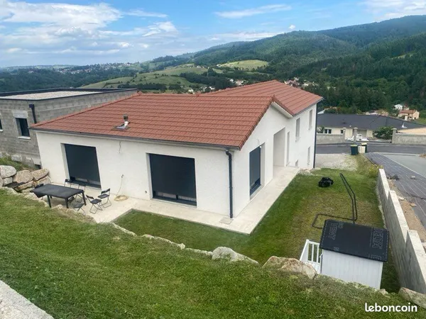 Maison individuelle dans petit lotissement